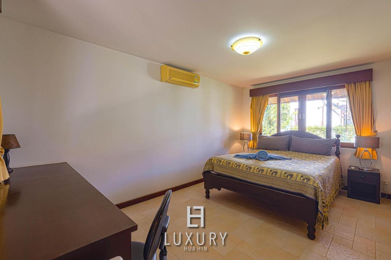5 Bedroom Bali Style Mansion Wl2 HHQ Exterior foto